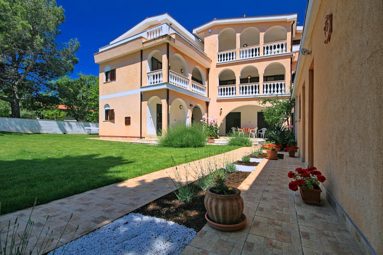 Sun Palace Residence Премантура Екстериор снимка